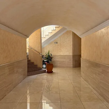 Exclusive 2-bedroom In Américas